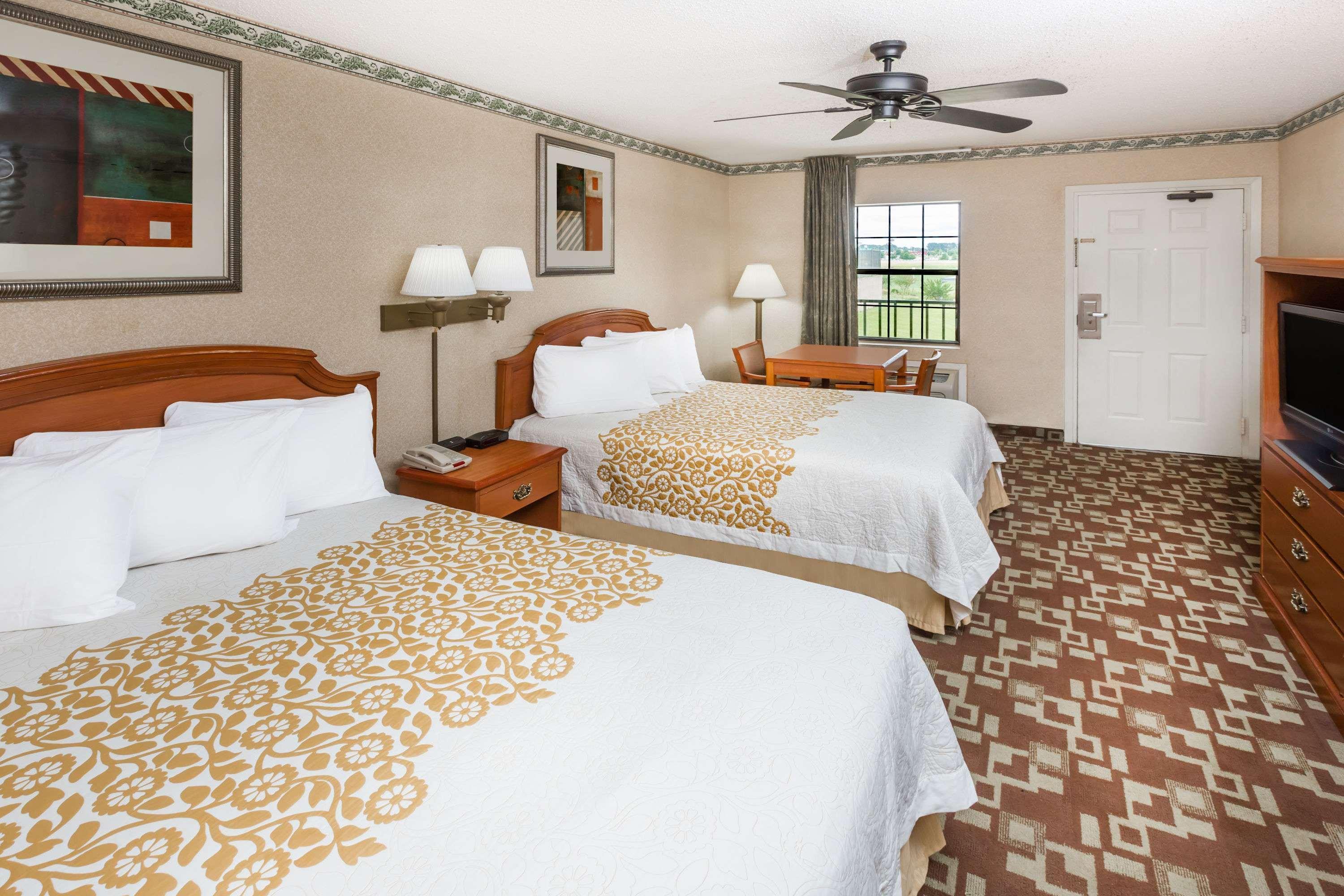Days Inn by Wyndham Batesville Eksteriør bilde