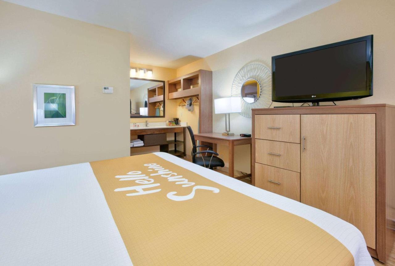Days Inn by Wyndham Batesville Eksteriør bilde